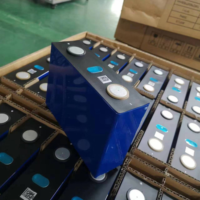 Stockage rechargeable léger d'énergie solaire de la cellule prismatique Lifepo4 de 3.2v 100ah 102ah LFP