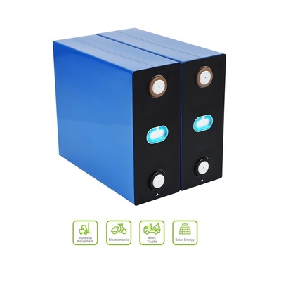 Cellule prismatique Rechargable de LFP 3.2v 302ah LiFePO4 avec de longs cycles pour ESS résidentiel