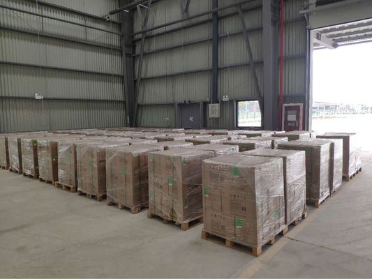 Cellule 3.2V 80AH de batterie au lithium LiFePO4 prismatique pour les systèmes solaires de véhicules électriques