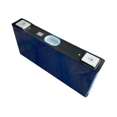La batterie au lithium prismatique de Li Ion Battery Cell 1.85KGS rv emballent les cellules prismatiques 3.7v 113ah de NMC